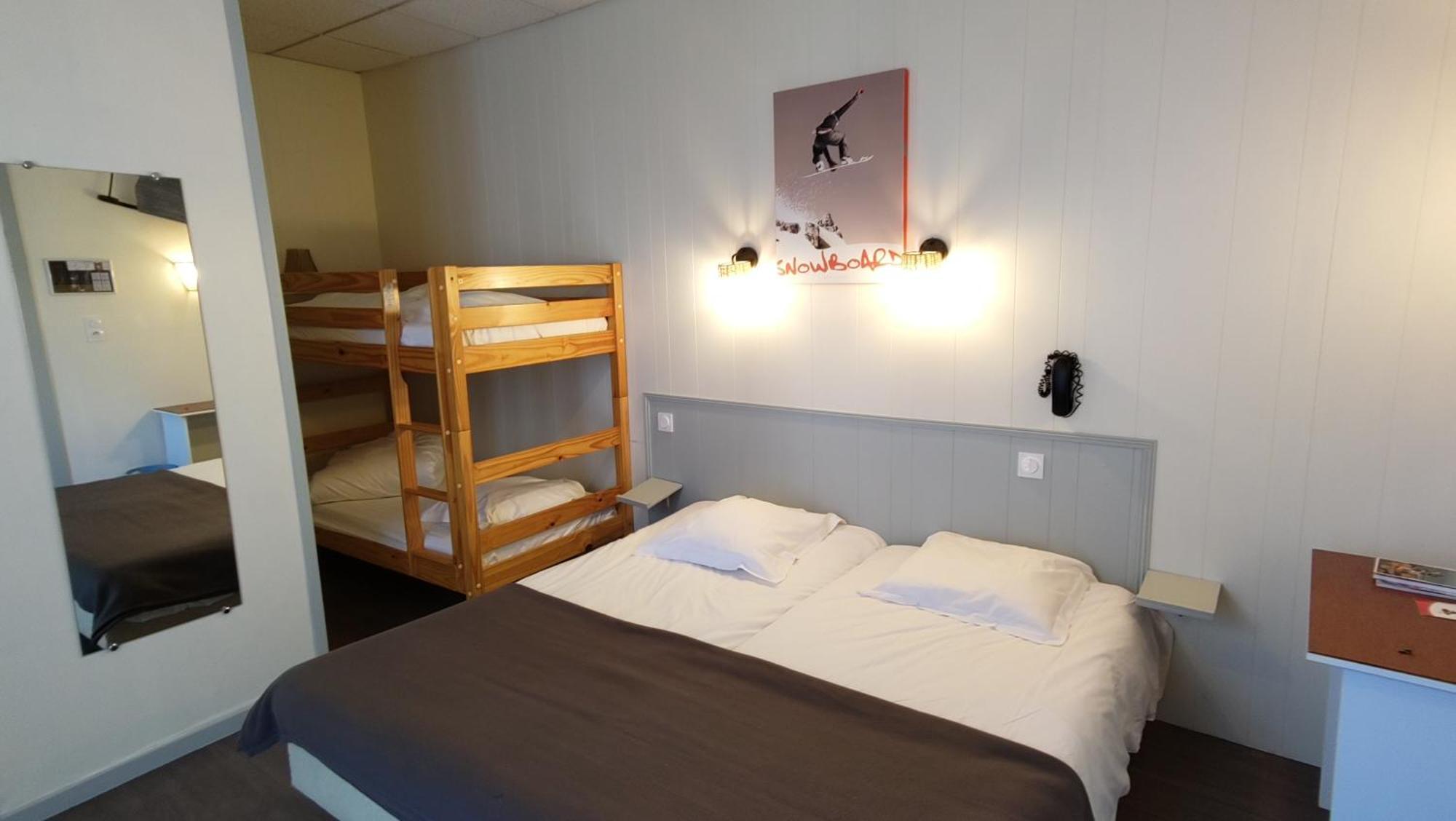 Hotel Le Colibri エクスレバン エクステリア 写真