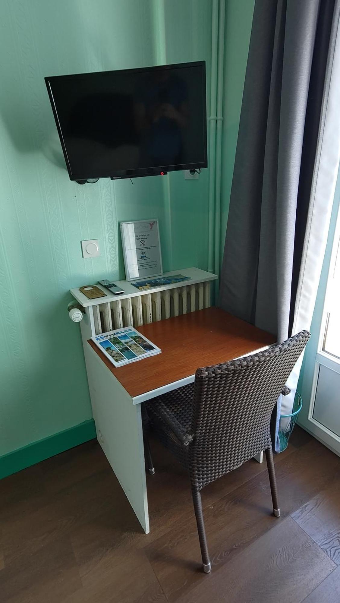 Hotel Le Colibri エクスレバン エクステリア 写真