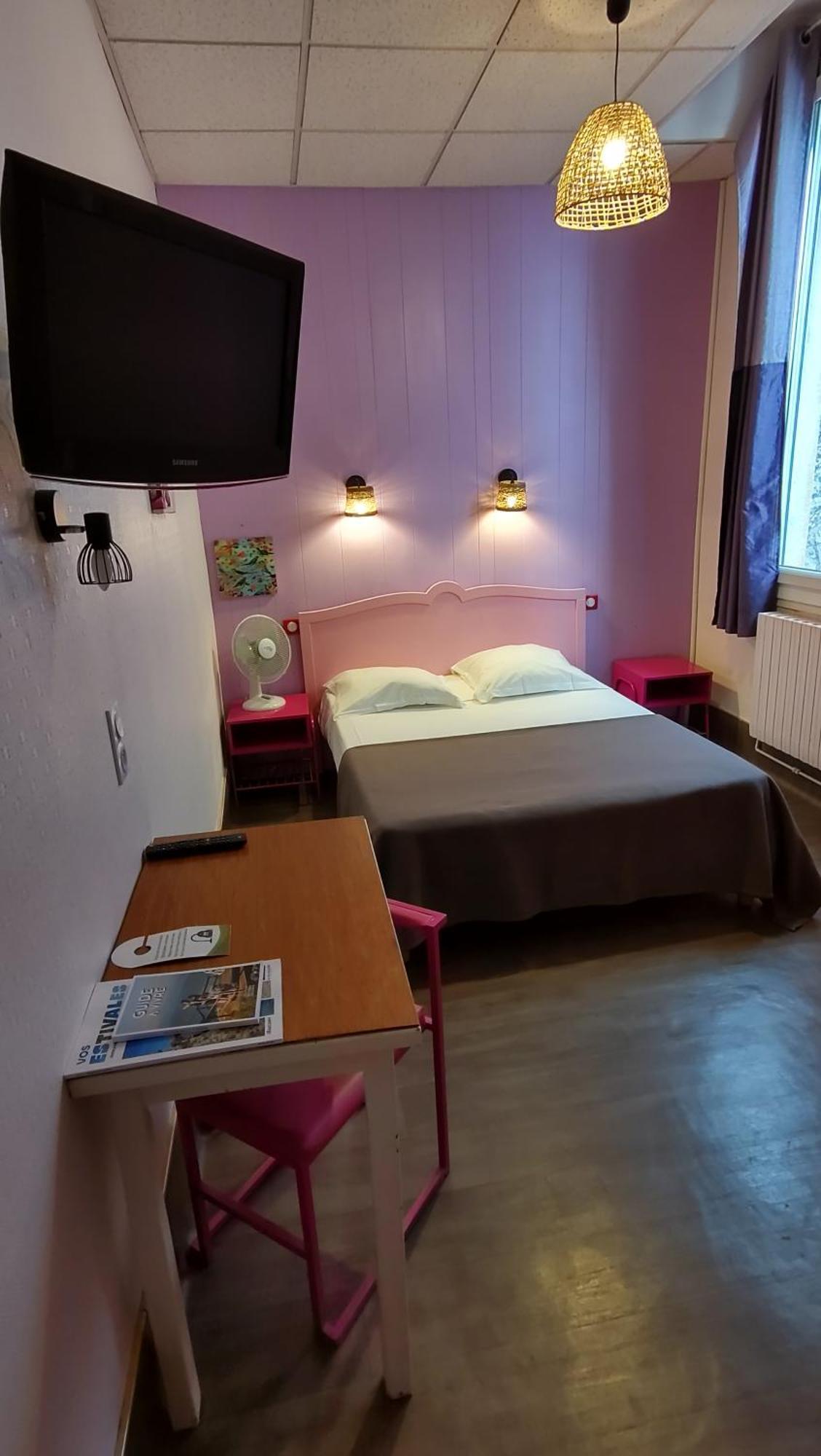 Hotel Le Colibri エクスレバン エクステリア 写真