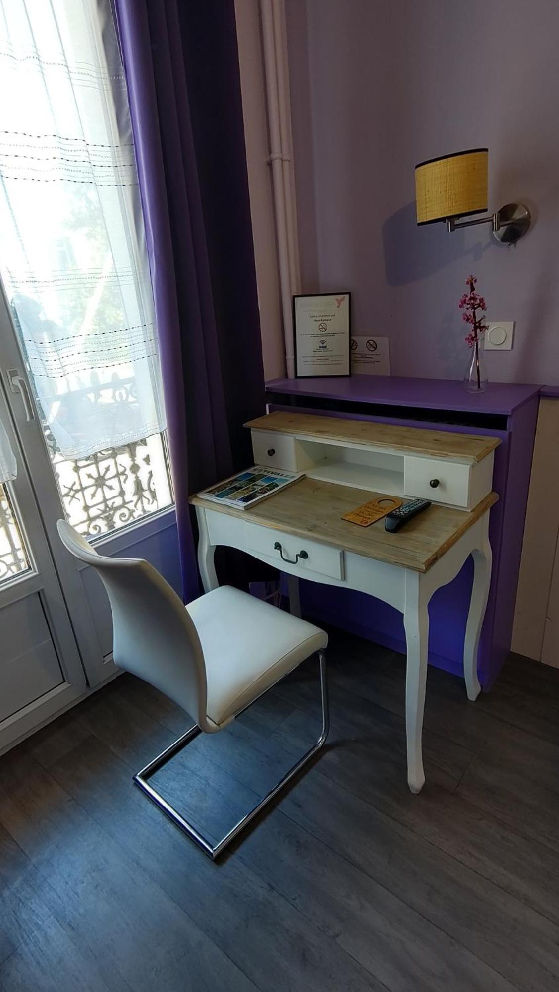 Hotel Le Colibri エクスレバン エクステリア 写真