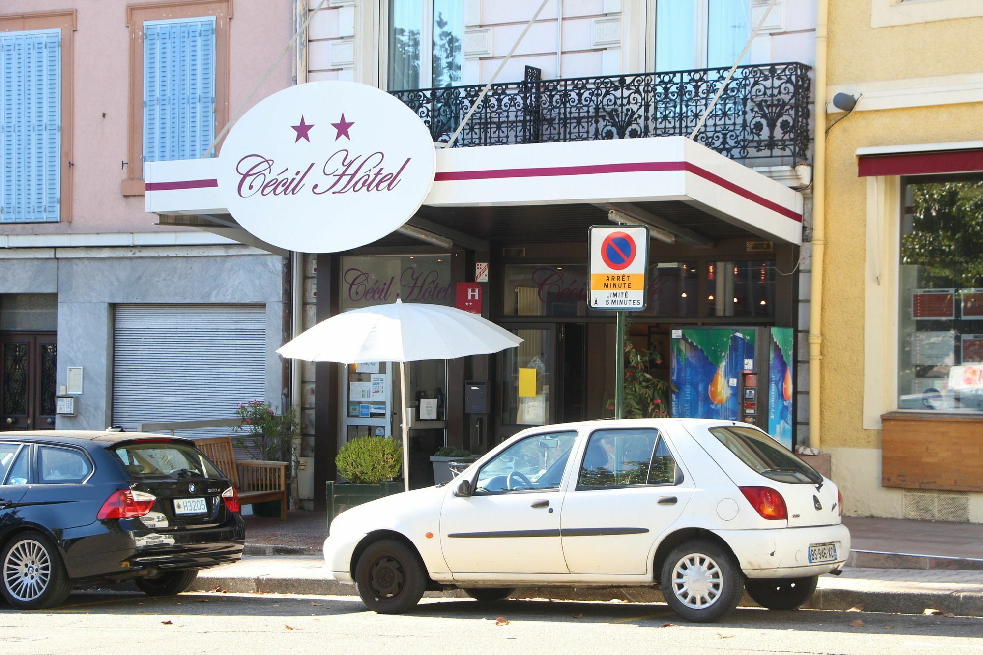 Hotel Le Colibri エクスレバン エクステリア 写真