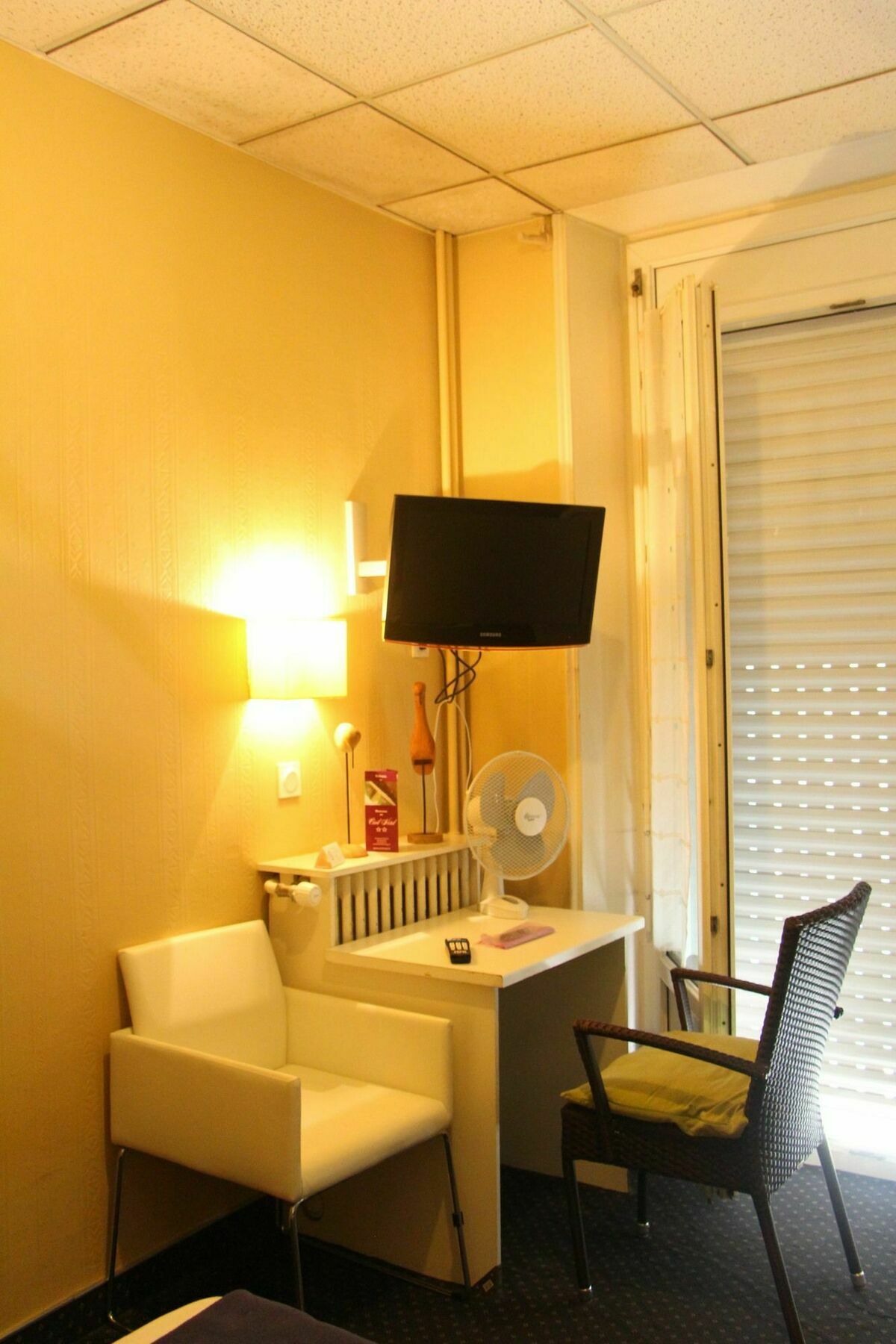 Hotel Le Colibri エクスレバン エクステリア 写真